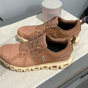 On Running Women’s Sneakers